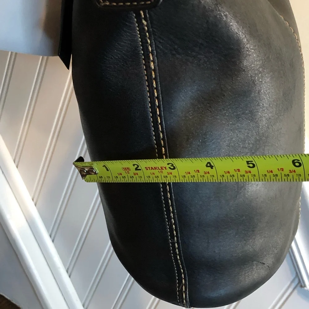 Vintage COACH Black Leather Duffle Exterior Zip Pocket Crossbody Shoulder Bag - Picture 11 of 15